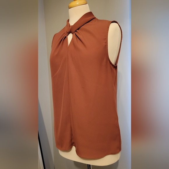 Blouse Sleeveless - Picture 5 of 9